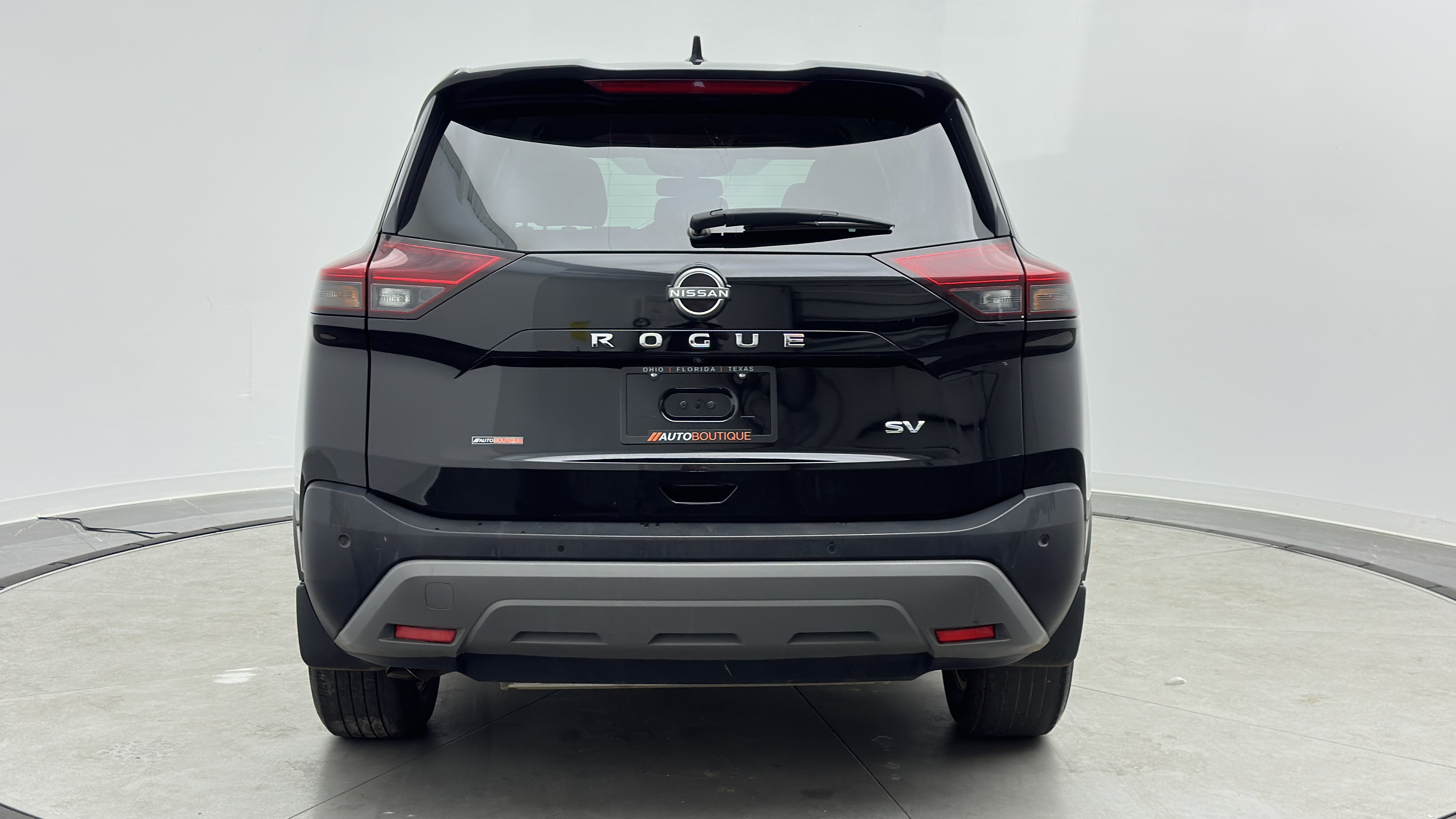 Used 2023 Nissan Rogue SV FWD image 6