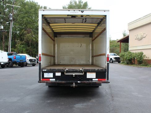 Used 2021 GMC Savana 3500 Extended w/ Power Convenience Package image 16