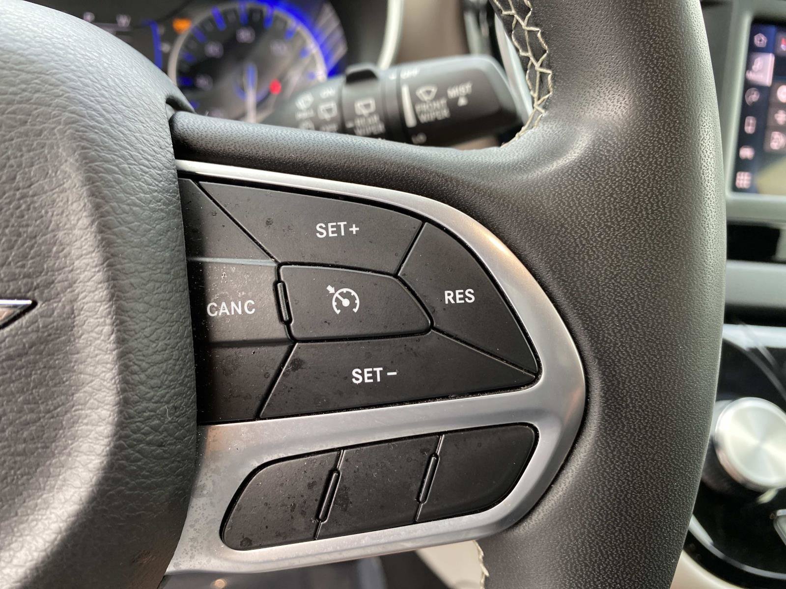 Used 2024 Chrysler Voyager LX FWD image 17