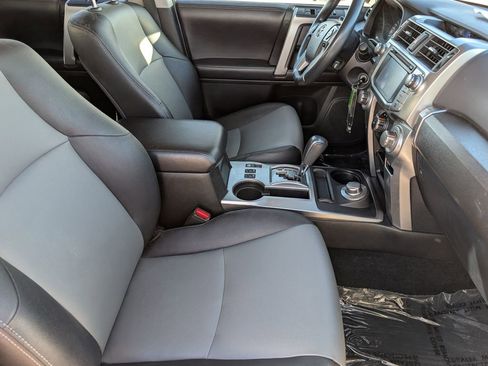 Used 2018 Toyota 4Runner SR5 image 10