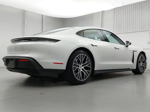 Certified 2025 Porsche Taycan RWD image 7