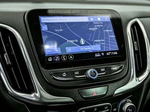 Used 2019 Chevrolet Equinox LT w/ Sun & Navigation Package image 23