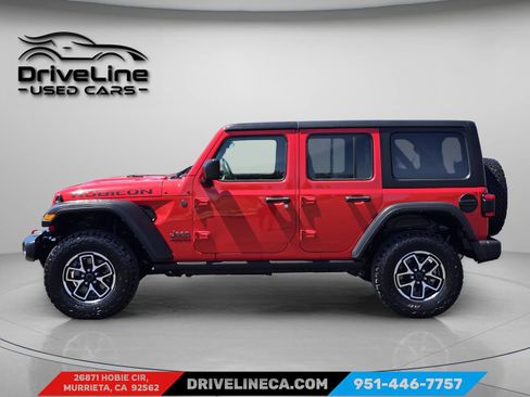 Used 2024 Jeep Wrangler Unlimited Rubicon AWD/4WD image 10