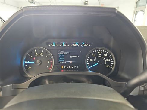 Used 2015 Ford F150 XLT w/ Equipment Group 301A Mid image 25