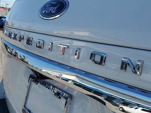 Certified 2023 Ford Expedition Max Limited image 6