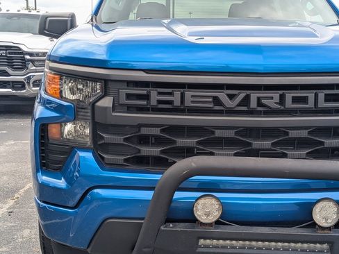 Used 2022 Chevrolet Silverado 1500 Custom AWD/4WD image 11