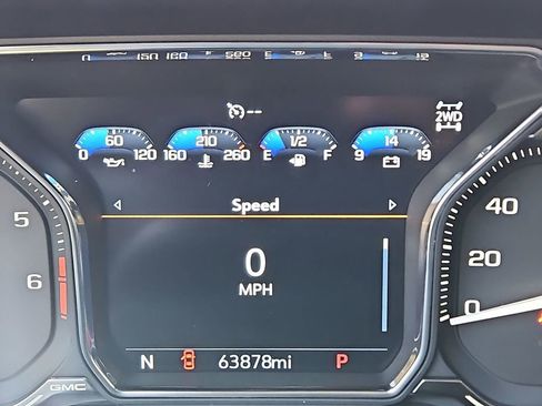 Used 2021 GMC Yukon XL AT4 w/ LPO, Illumination Package image 14