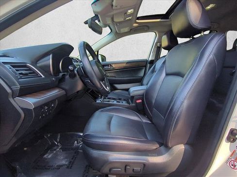 Used 2018 Subaru Outback 2.5i Limited AWD/4WD image 17