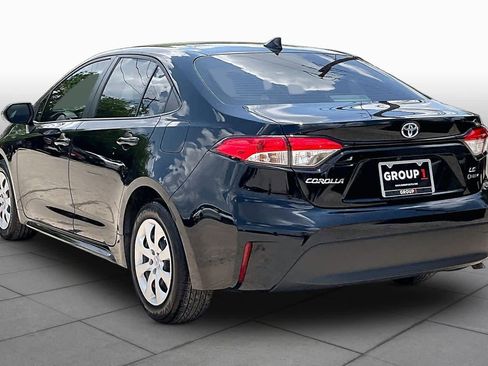 Used 2025 Toyota Corolla LE FWD image 12
