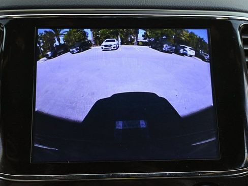 Used 2021 Jeep Grand Cherokee Laredo X RWD image 30