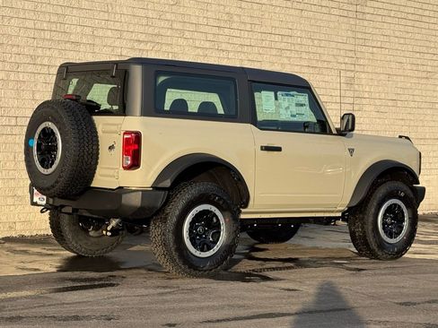 New 2025 Ford Bronco 2-Door w/ Sasquatch Package image 9
