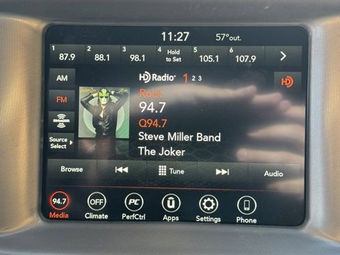 Certified 2023 Dodge Charger SXT image 15