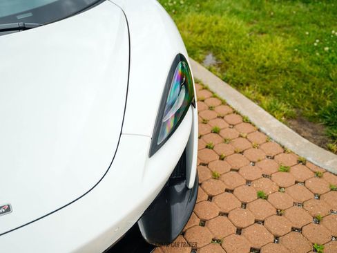 Used 2017 McLaren 570S Coupe RWD image 56