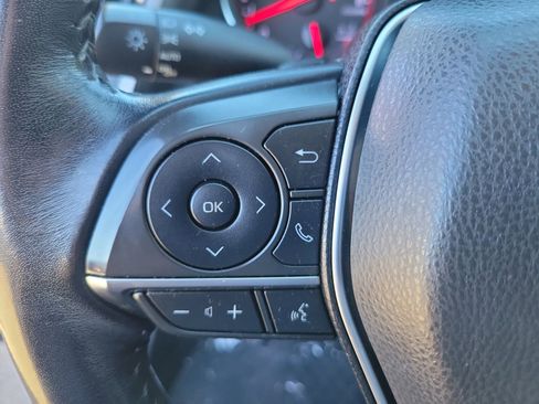 Used 2019 Toyota Camry XSE image 25