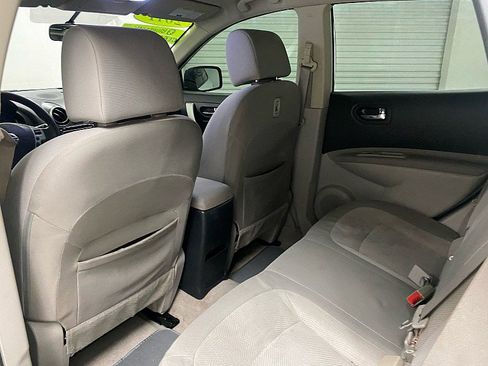 Used 2011 Nissan Rogue S image 12
