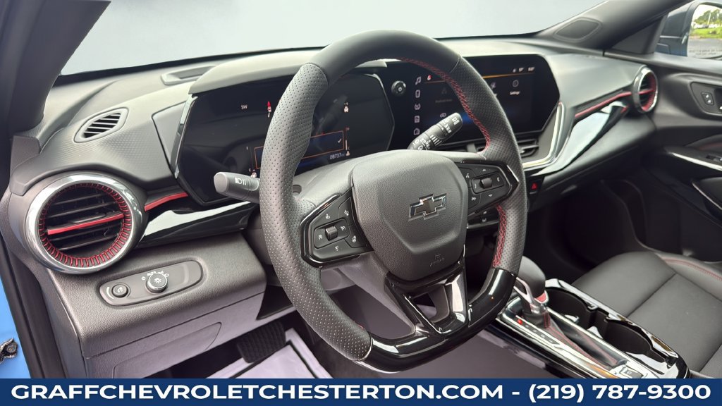 Used 2024 Chevrolet Trax RS w/ Driver Confidence Package FWD image 43