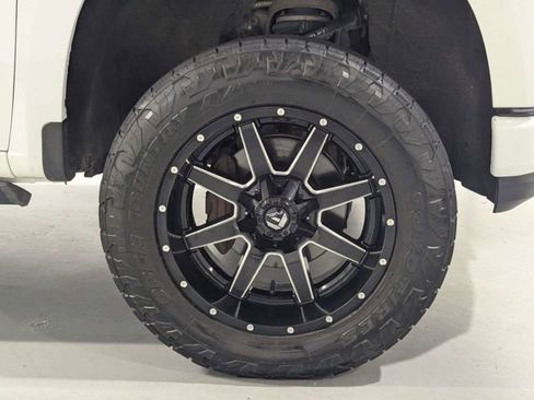 Used 2019 Chevrolet Silverado 1500 RST w/ True North Edition AWD/4WD image 31