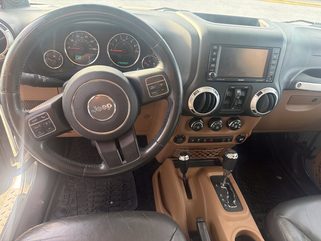 Used 2014 Jeep Wrangler Unlimited Sahara w/ Mopar Chrome Edition Group AWD/4WD image 10