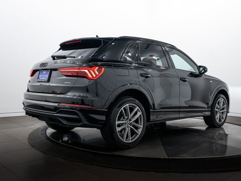 New 2025 Audi Q3 2.0T Premium w/ Convenience Package AWD/4WD image 4