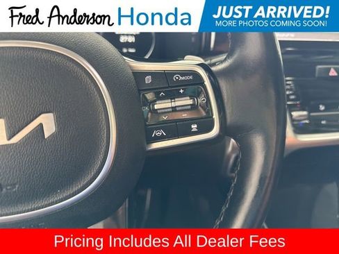 Used 2022 Kia Sorento SX Prestige w/ Rust Color Package AWD/4WD image 15