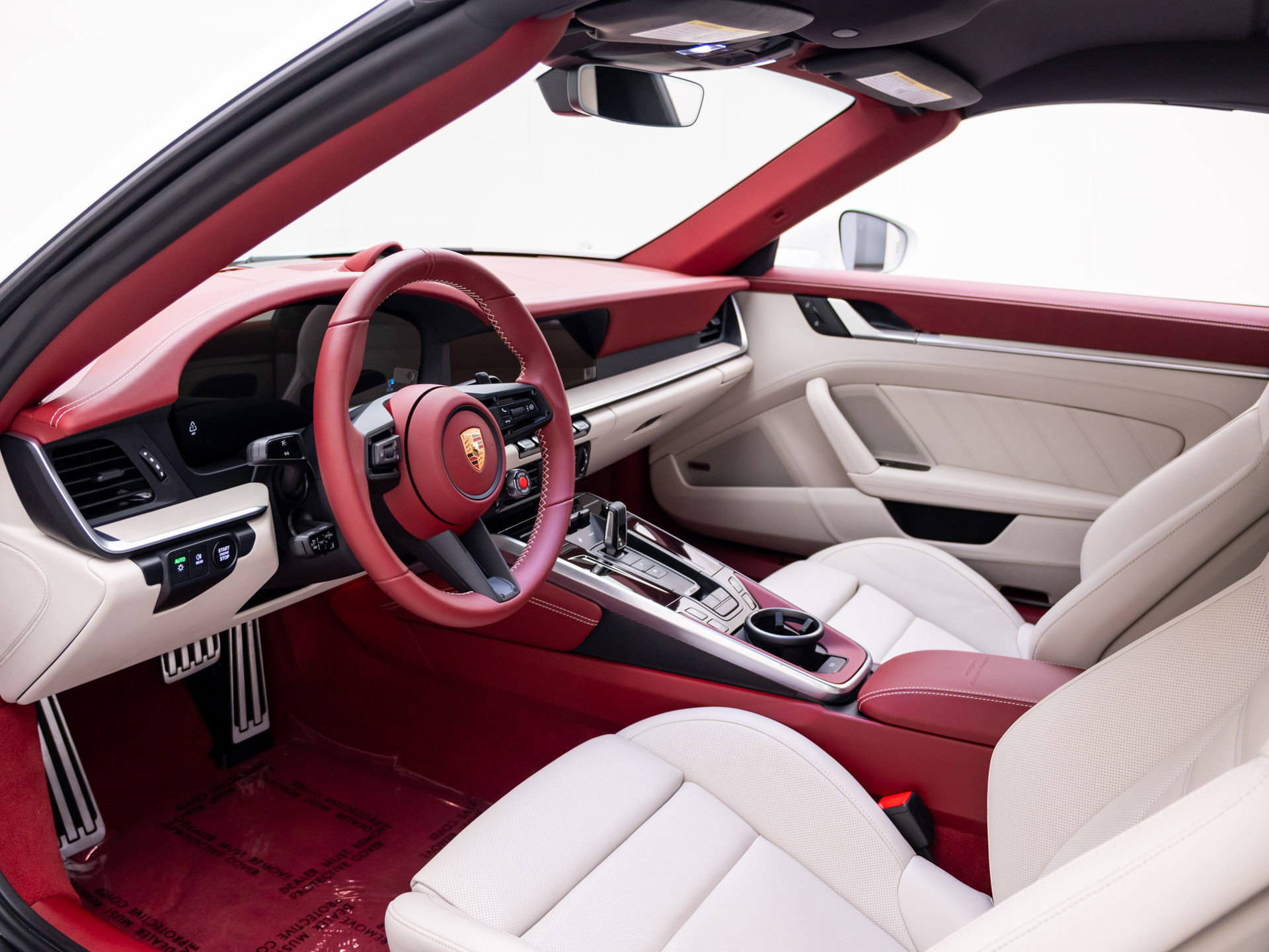 Certified 2026 Porsche 911 Targa 4 GTS AWD/4WD image 4