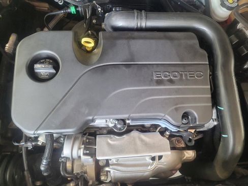 Used 2022 Chevrolet Malibu LT FWD image 30