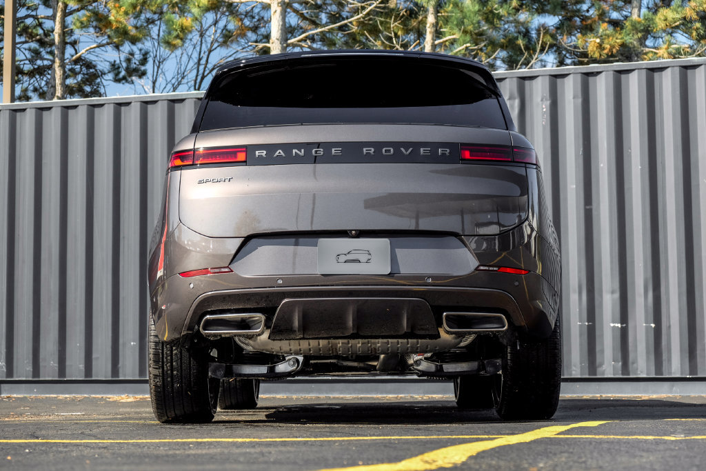 New 2027 Land Rover Range Rover Sport Dynamic SE AWD/4WD image 7