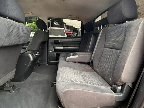Used 2011 Toyota Tundra 4x4 CrewMax w/ SR5 Pkg image 11