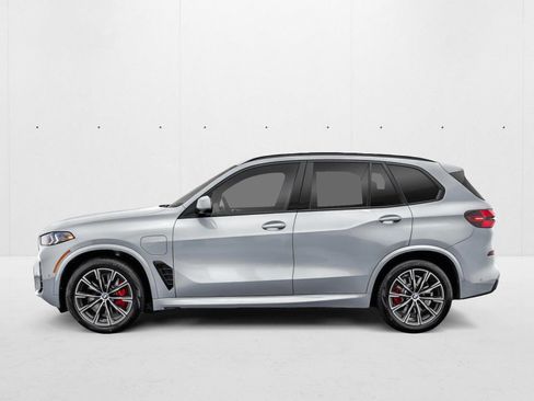 New 2026 BMW X5 xDrive50e w/ M Sport Package AWD/4WD image 3