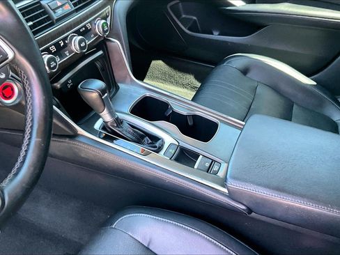 Used 2018 Honda Accord EX-L image 13