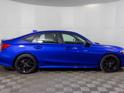 Used 2024 Honda Civic Sport image 10
