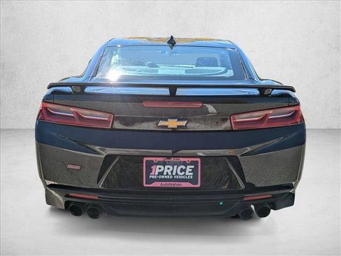 Used 2018 Chevrolet Camaro SS image 7