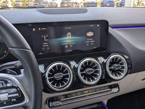 Used 2022 Mercedes-Benz GLA 250 image 16