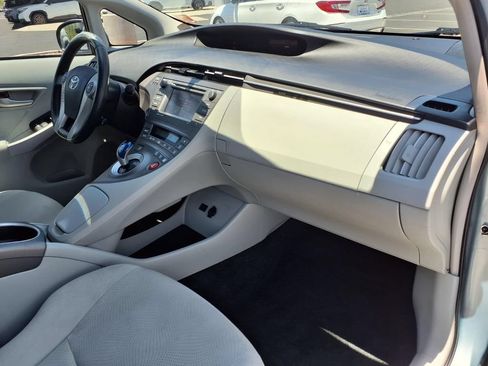 Used 2012 Toyota Prius Three FWD image 16