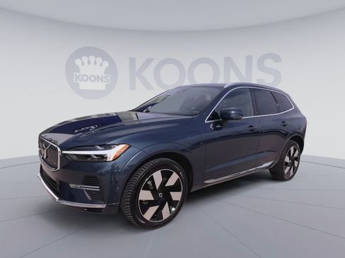 Used 2023 Volvo XC60 T8 Ultimate w/ Protection Package Premier image 5