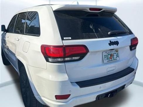 Used 2019 Jeep Grand Cherokee Altitude image 2
