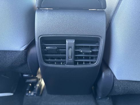 Used 2025 Toyota Corolla Cross AWD Hybrid image 25