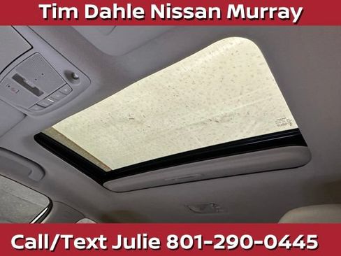 Used 2022 Nissan Rogue Sport SL w/ Premium Package AWD/4WD image 33
