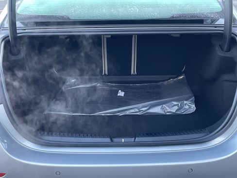 New 2026 Mercedes-Benz E 450 4MATIC Sedan image 9
