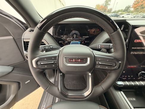 New 2026 GMC Yukon AT4 w/ AT4 Premium Plus Package image 19