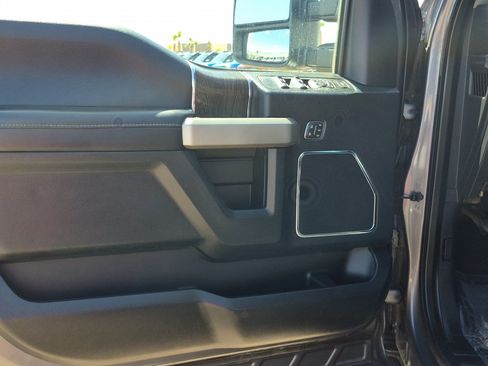 Used 2021 Ford F350 Lariat w/ Tremor Off-Road Package AWD/4WD image 11