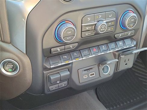 Certified 2022 Chevrolet Silverado 1500 LT w/ Convenience Package II image 26