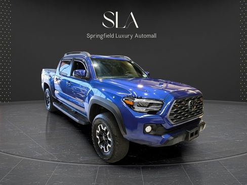 Used 2023 Toyota Tacoma TRD Sport AWD/4WD image 1