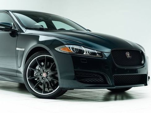 Used 2015 Jaguar XF Sport image 4