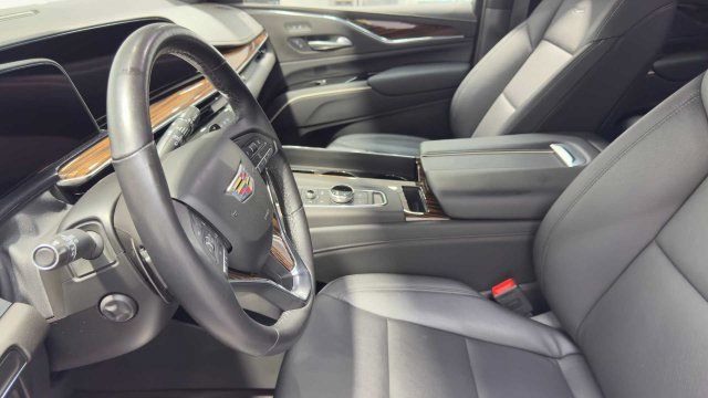 Used 2024 Cadillac Escalade Luxury RWD image 23