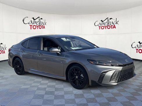 New 2026 Toyota Camry SE FWD image 3