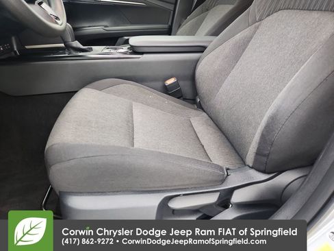 Used 2025 Toyota Camry LE image 20