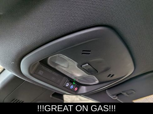 Used 2024 Chevrolet Trax RS image 28