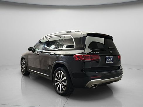 Used 2021 Mercedes-Benz GLB 250 4MATIC image 6