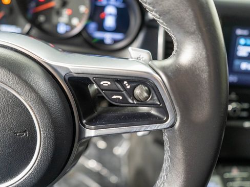 Used 2018 Porsche Macan GTS image 18